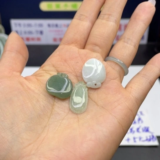 【闪购商品】翡翠手链未镶嵌翡翠首饰翡翠a货