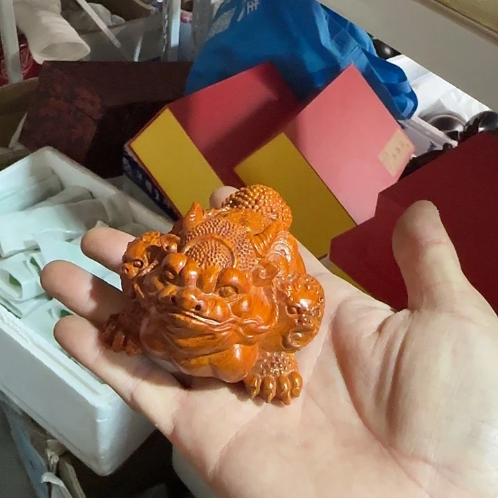 木花梨木10牛角金蟾一只