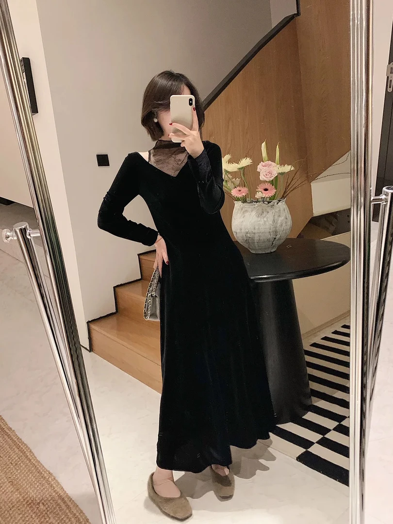 法式好美蕾丝领丝绒年会黑色露肩连衣裙珍珠纽扣女人味