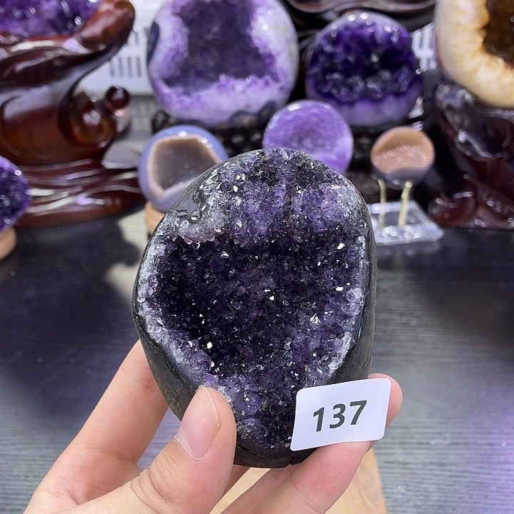 水晶大型摆件（非配饰）未镶嵌