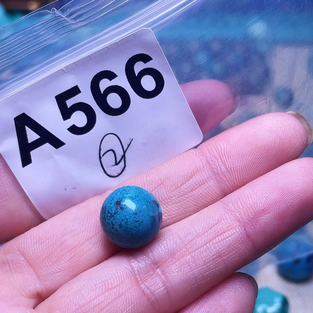 十堰原生态绿石头特色手工配饰