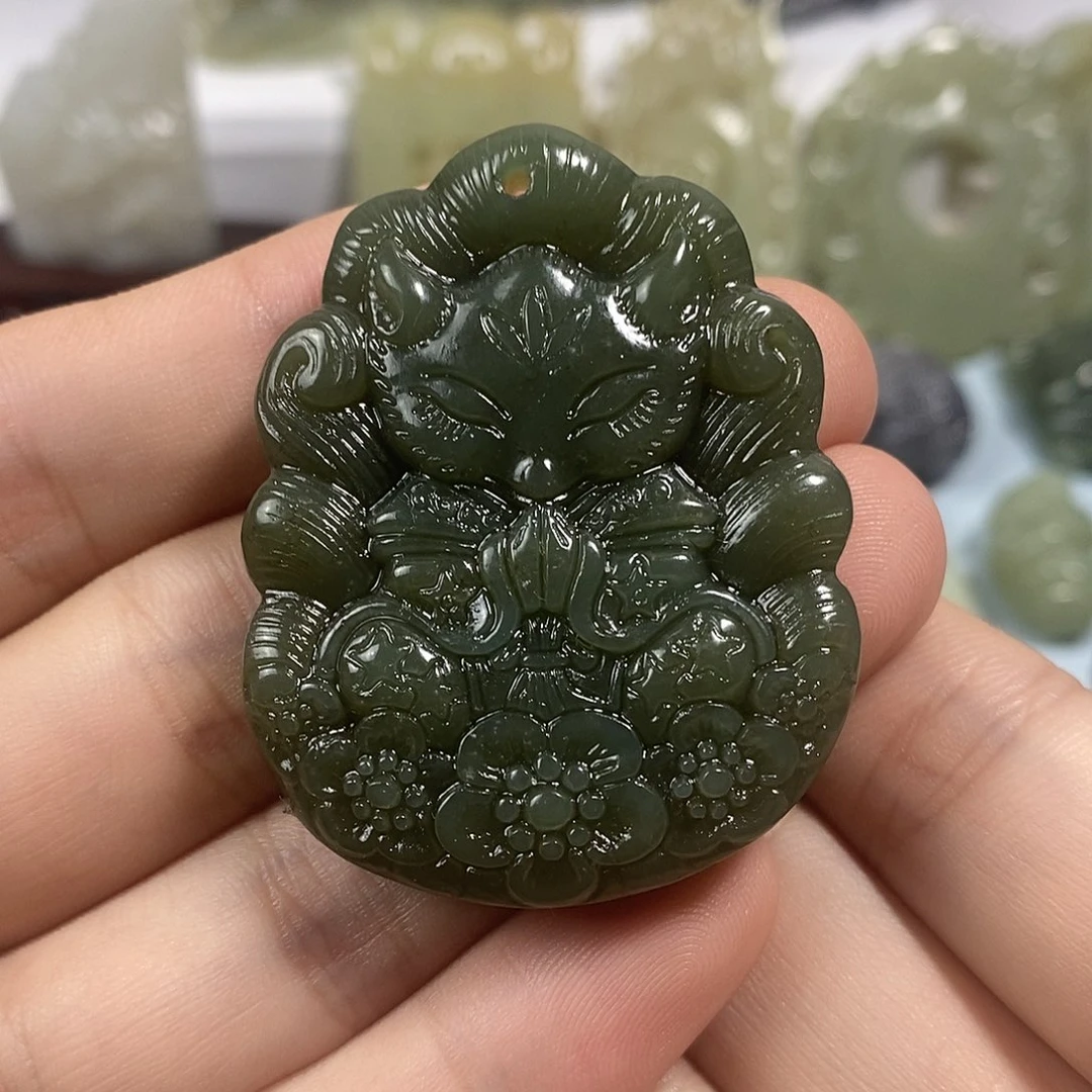 和田玉未镶嵌挂件