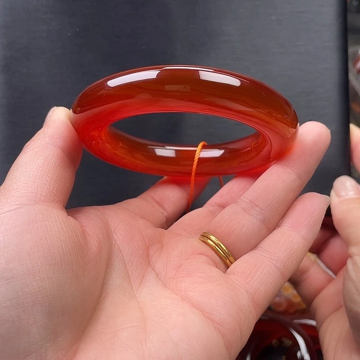 玛瑙/玉髓未镶嵌手镯55