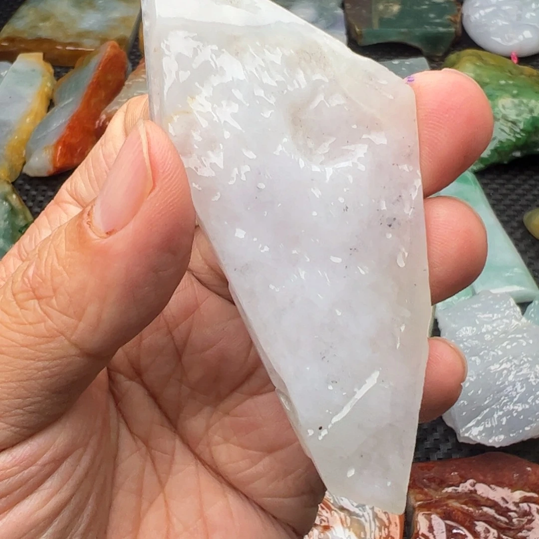 翡翠裸石缅甸翡翠
