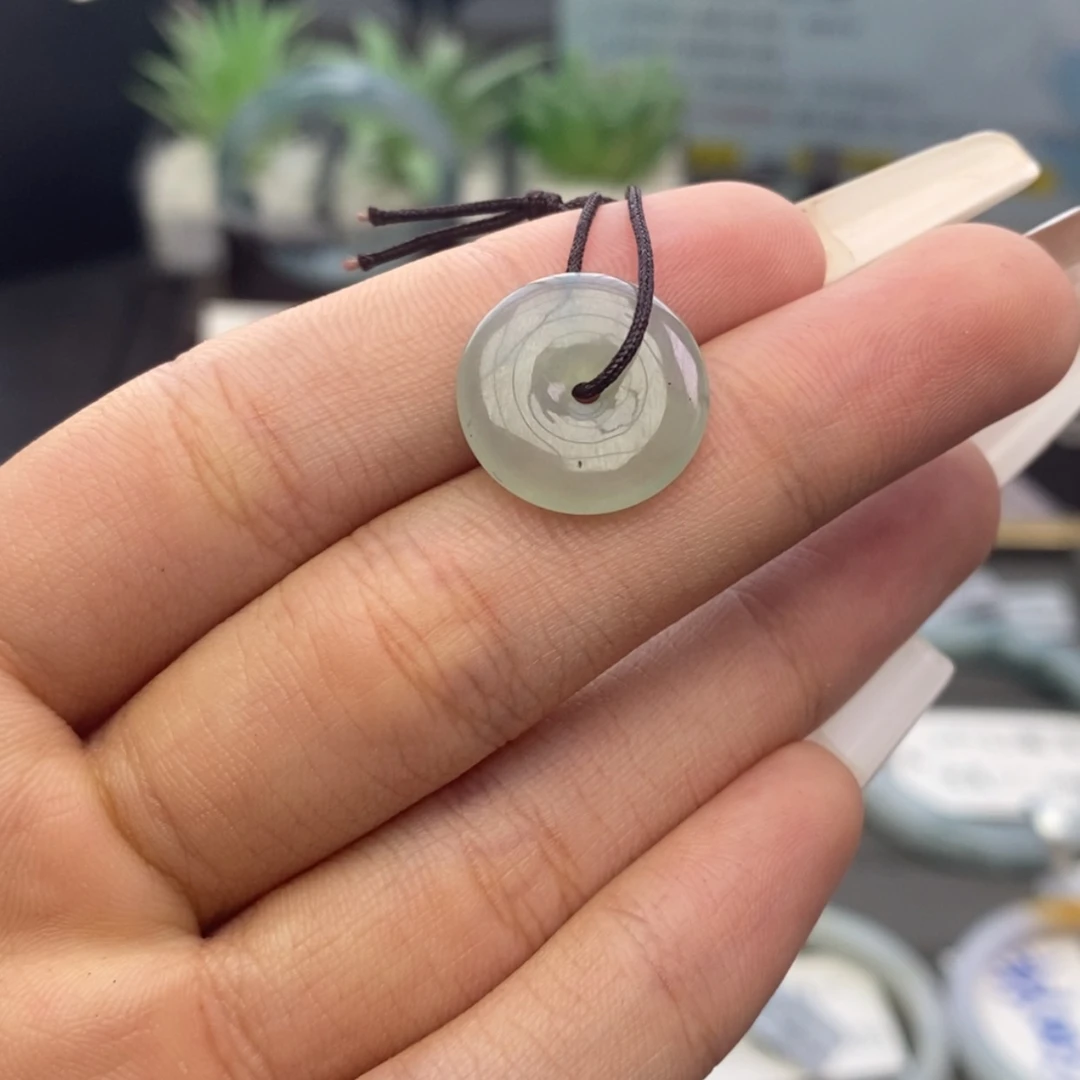 【闪购商品】颈饰未镶嵌翡翠