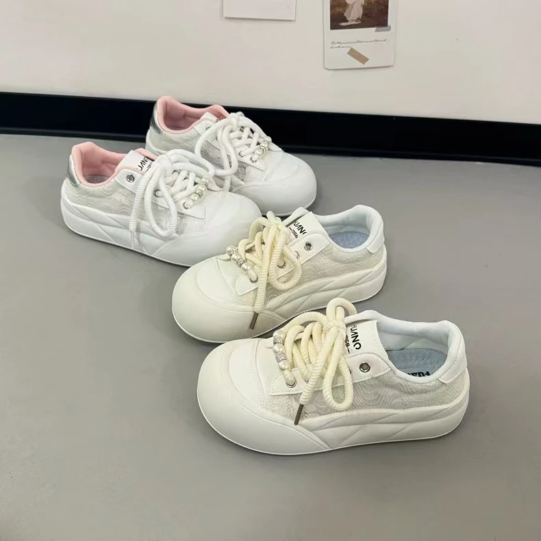 2025年夏季爆款时尚网面小白鞋女透气薄款网鞋休闲百搭小众潮板鞋