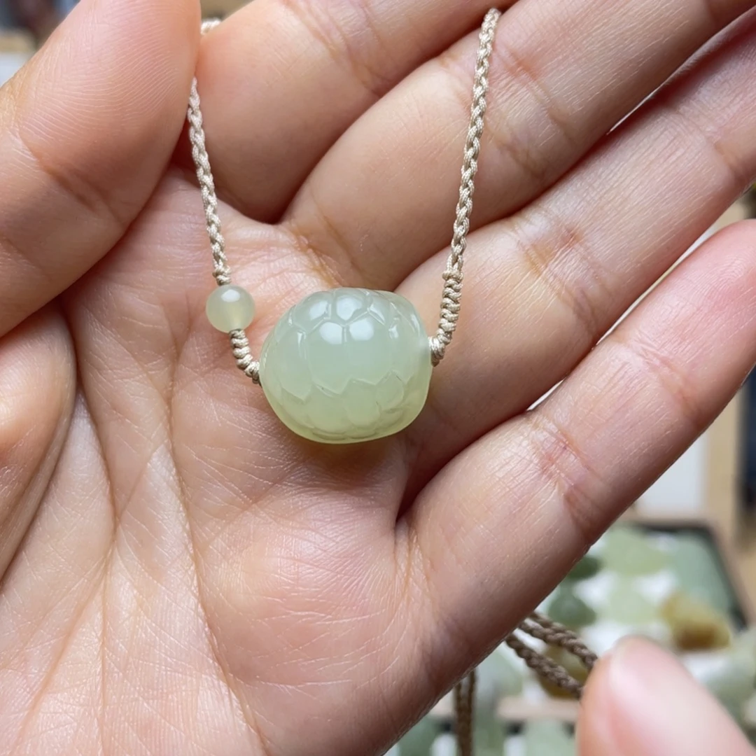 和田玉未镶嵌吊坠(不含链)