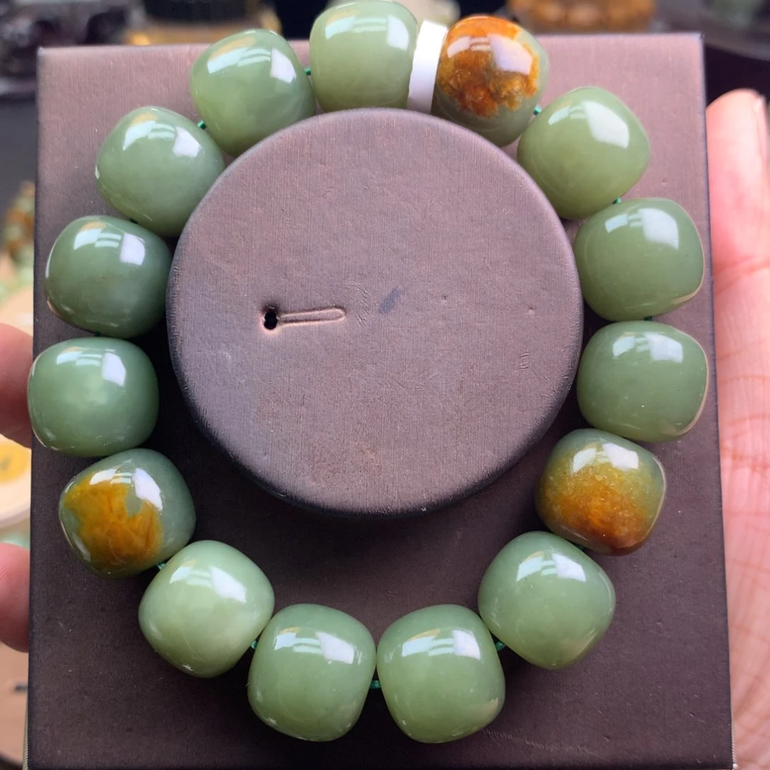 手链未镶嵌透闪石质玉