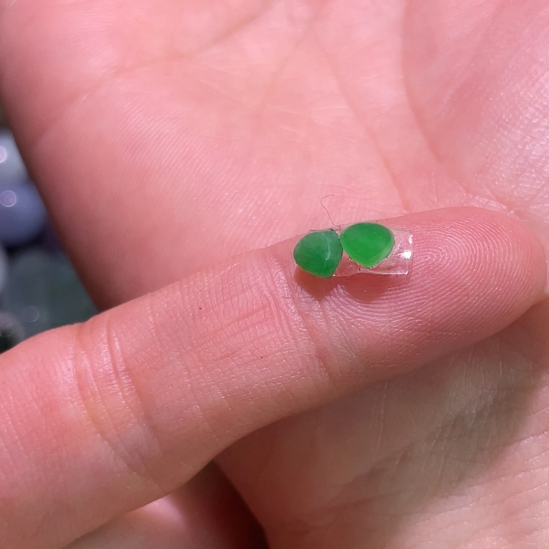 定制翡翠未镶嵌冷*?