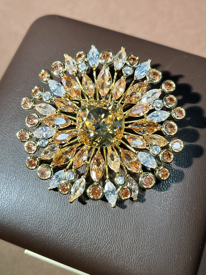 铜合金锆石胸针 31090日韩复古优雅简约胸针胸花百搭轻奢