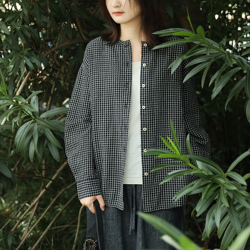 尘染黑白简约格子衬衫女2025年秋季新款亚麻棉休闲长袖慵懒上衣