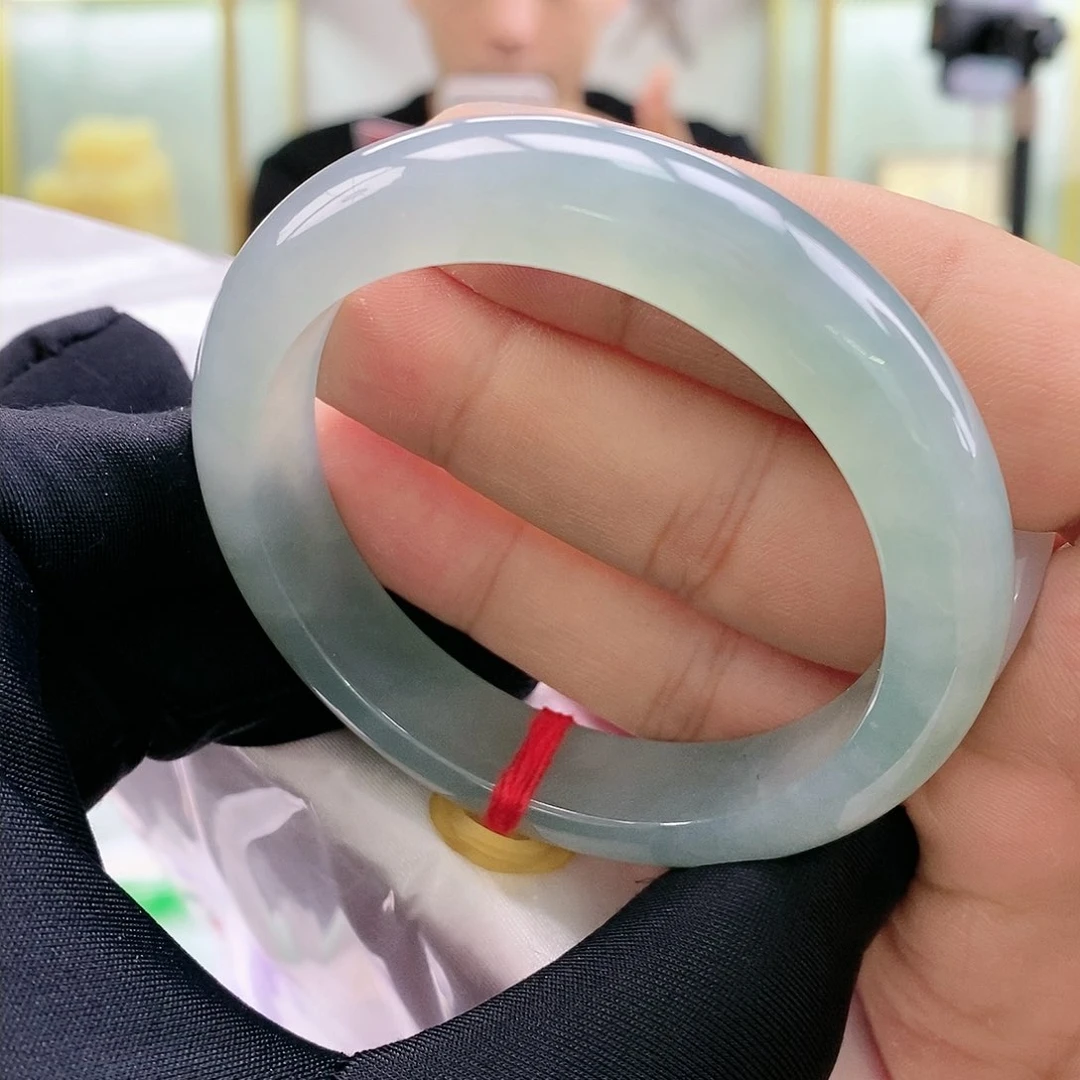 【闪购商品】未镶嵌手镯翡翠