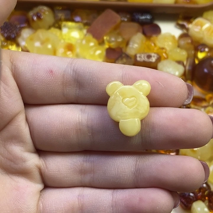 橄榄核吊坠小雪糕