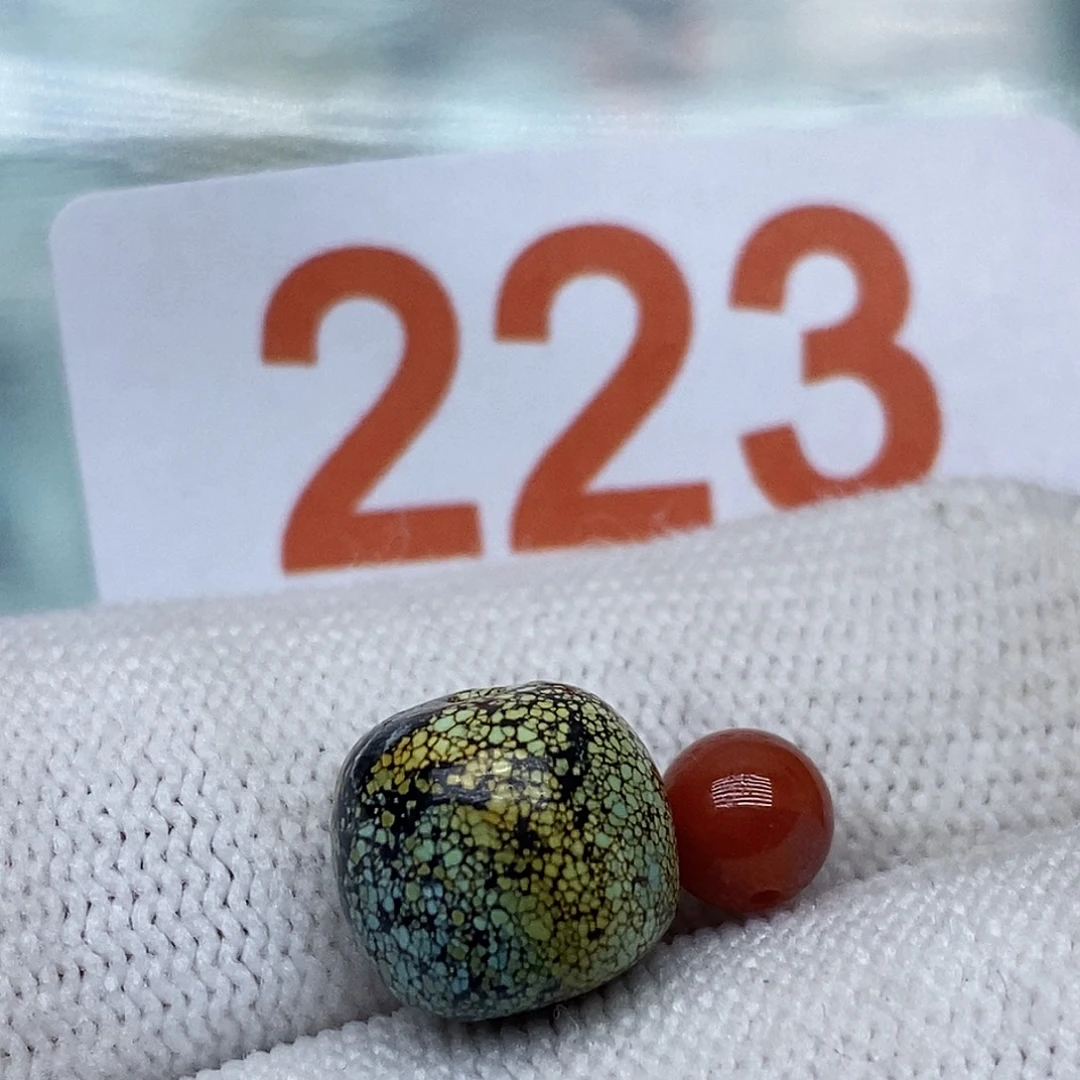 南红玛瑙未镶嵌珠宝奇石