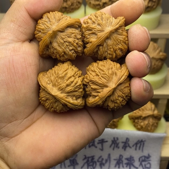 文玩核桃吊坠36-38山地四座楼福利