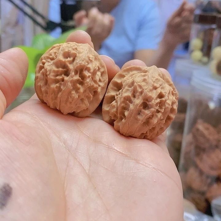 【闪购商品】文玩核桃把件@**~33天通宝迷你小众
