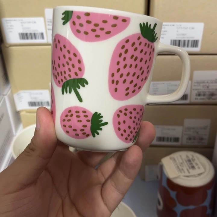 marimekko240ml日本限定粉草莓马克