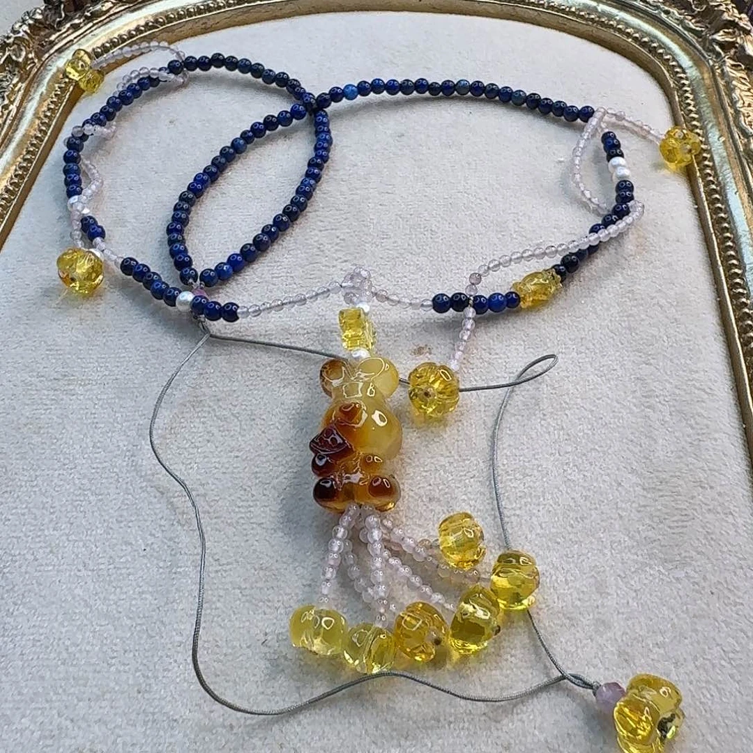 未镶嵌颈饰琥珀琥珀项链