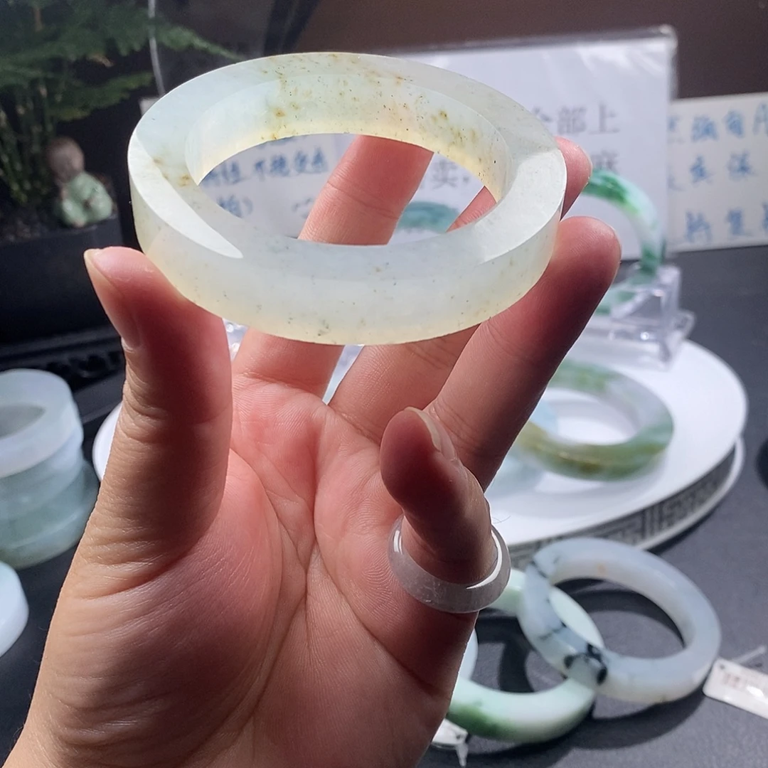定制翡翠未镶嵌正圈