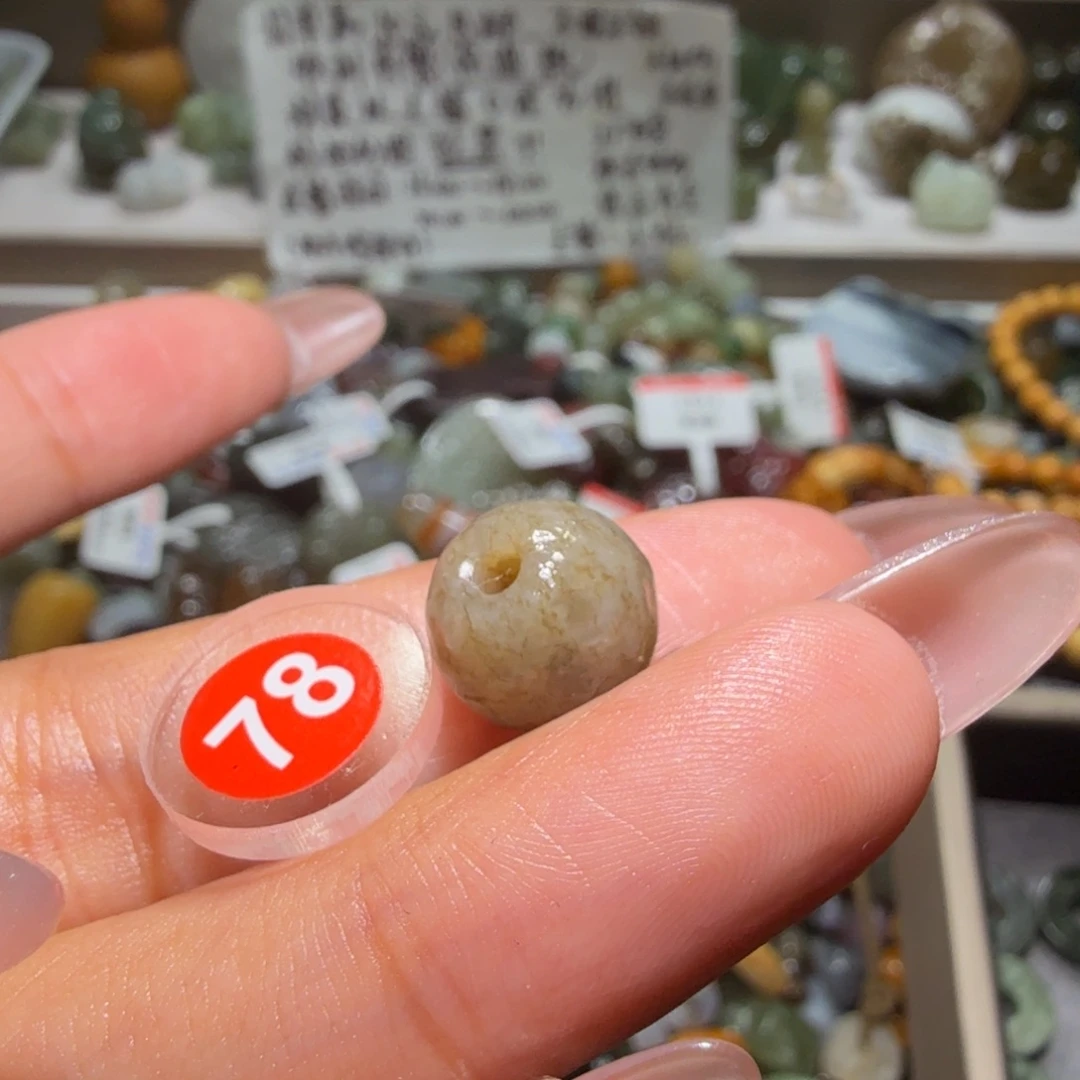 和田玉未镶嵌珠宝奇石