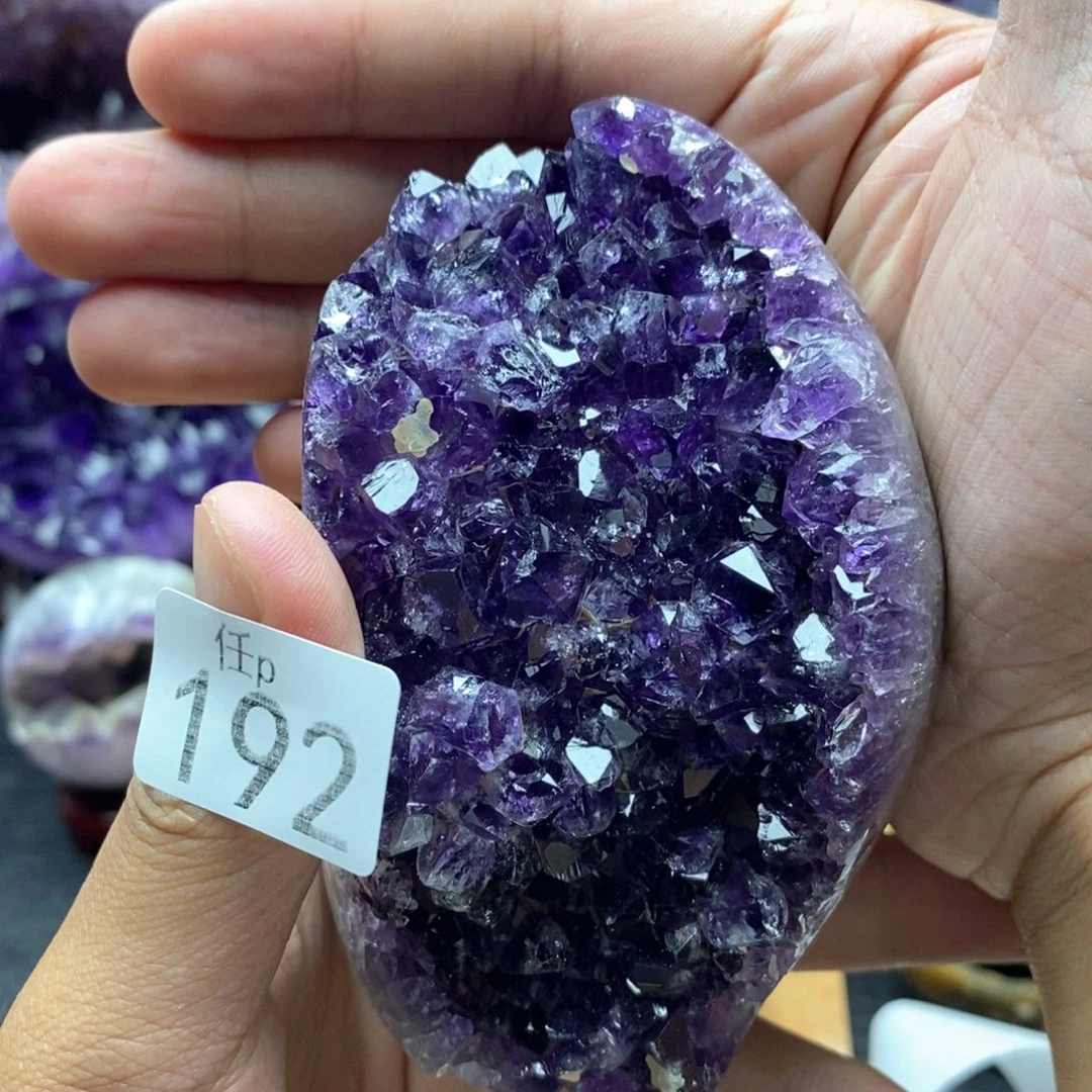未镶嵌大型摆件（非配饰）水晶