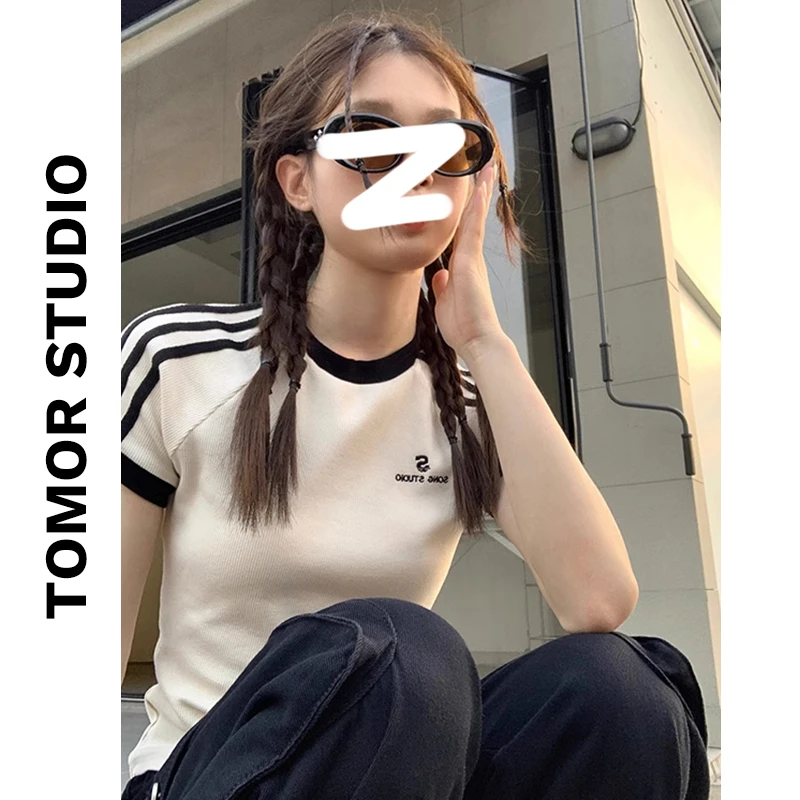 条纹正肩短袖t恤女夏装设计感辣妹修身显瘦白色体恤短上衣A82