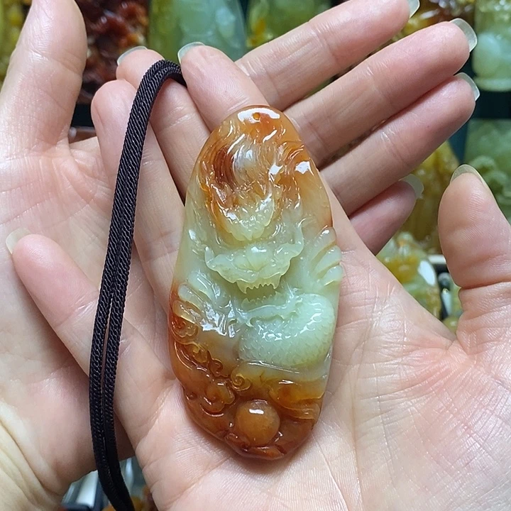 南***…未镶嵌岫玉吊坠(赠链)