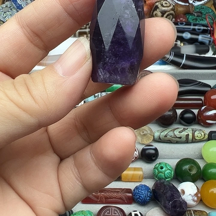 ****妍玛瑙/玉髓未镶嵌颈饰