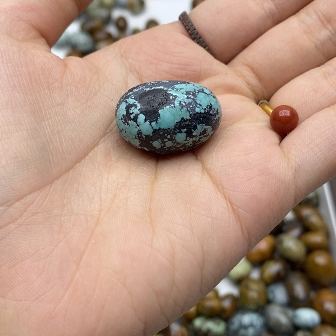 南红玛瑙未镶嵌珠宝奇石