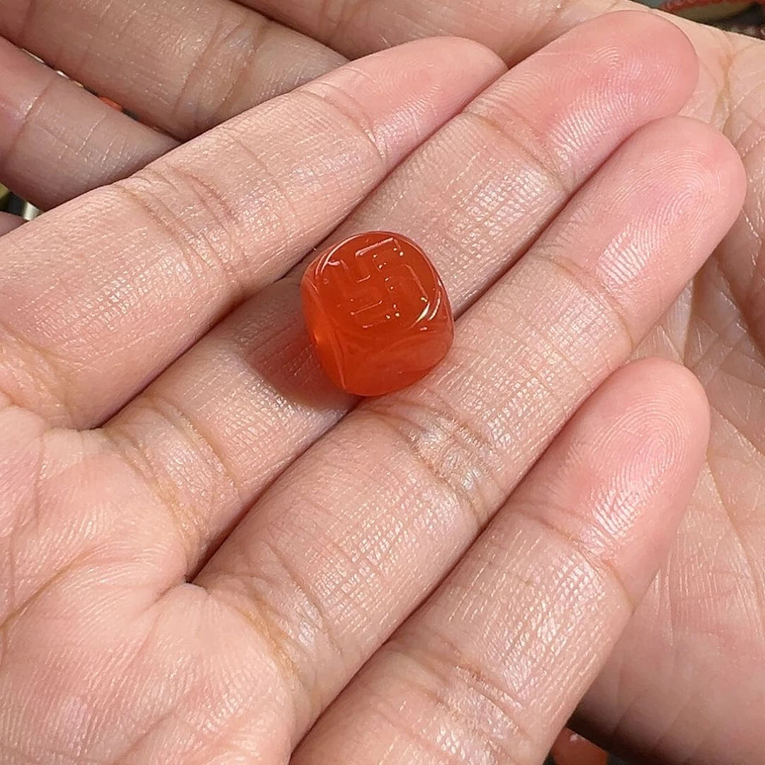 南红玛瑙珠宝奇石未镶嵌嗨**皮