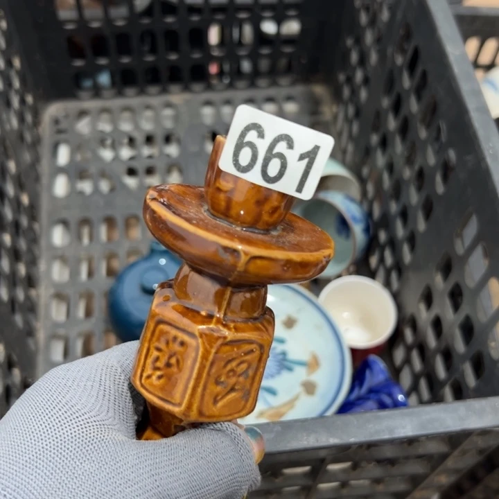 我***明陶瓷工艺品000661