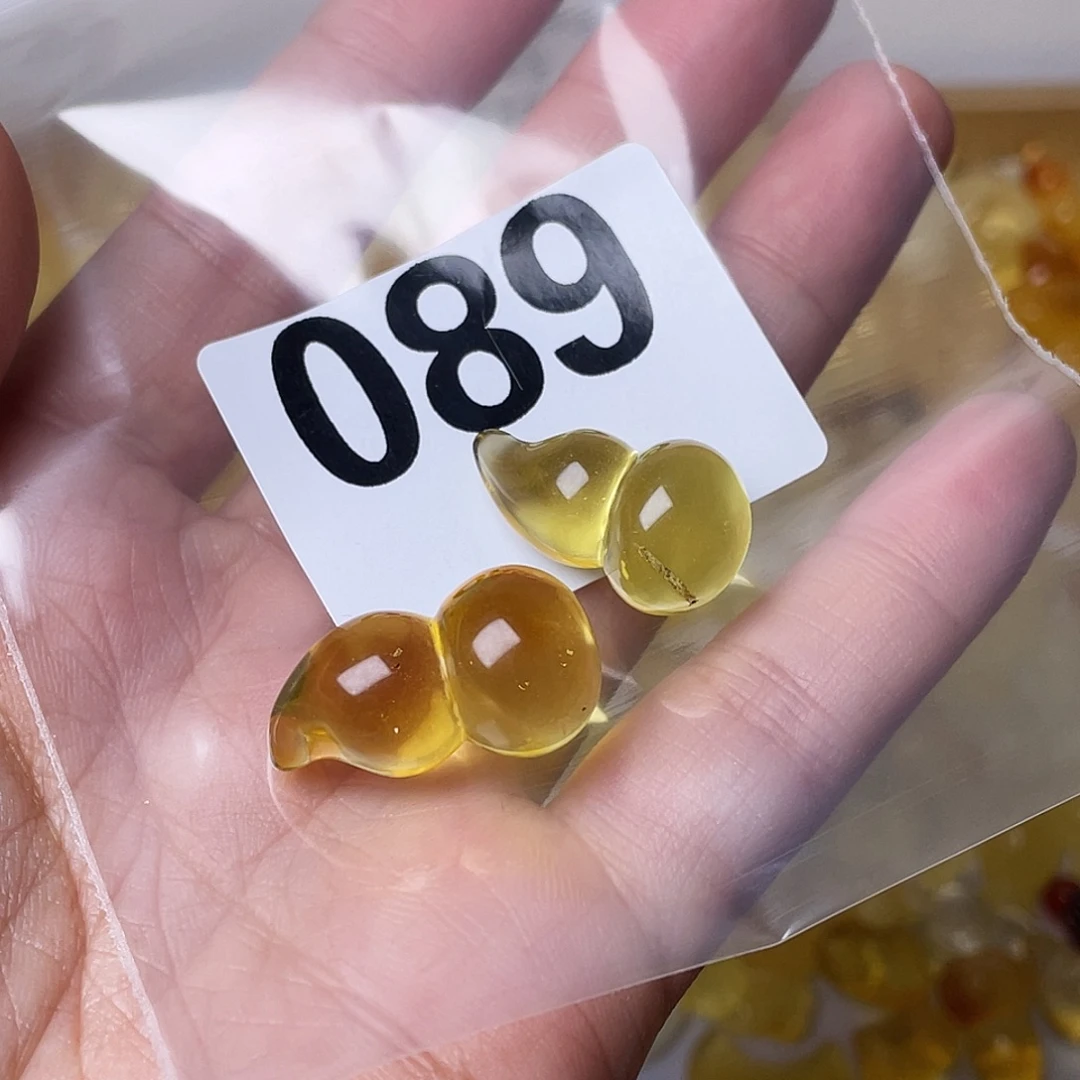 琥珀未镶嵌吊坠(不含链)