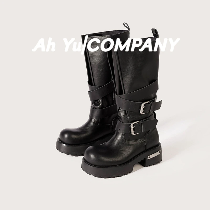 欧美复古皮带扣毒液靴2025秋季新款束口大筒围厚底增高朋克机车靴