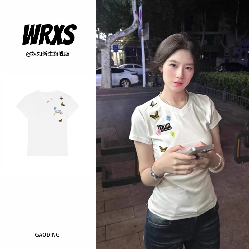 【婉如新生】彩色刺绣蝴蝶v领短袖t恤女夏季别致修身收腰辣妹上衣潮