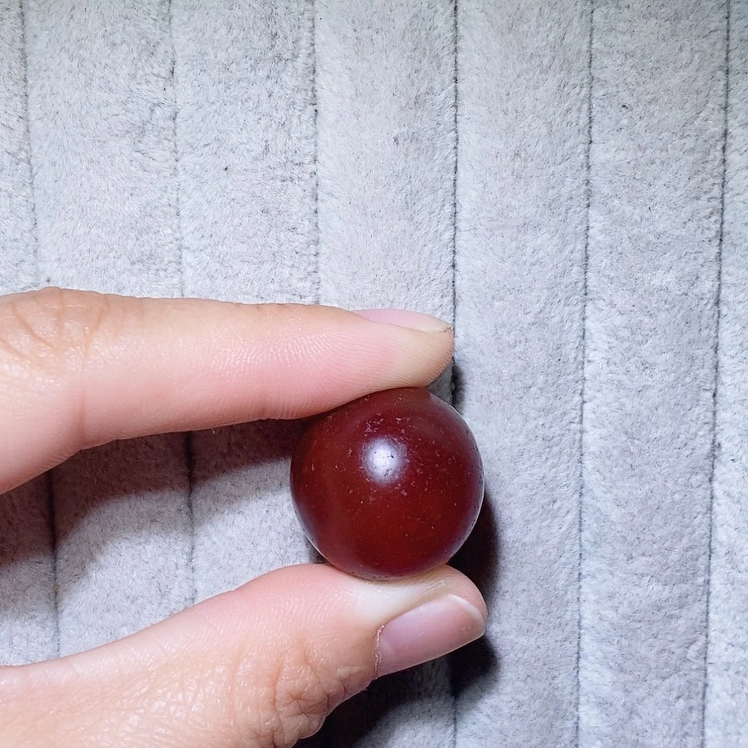 陳***。玛瑙/玉髓未镶嵌颈饰