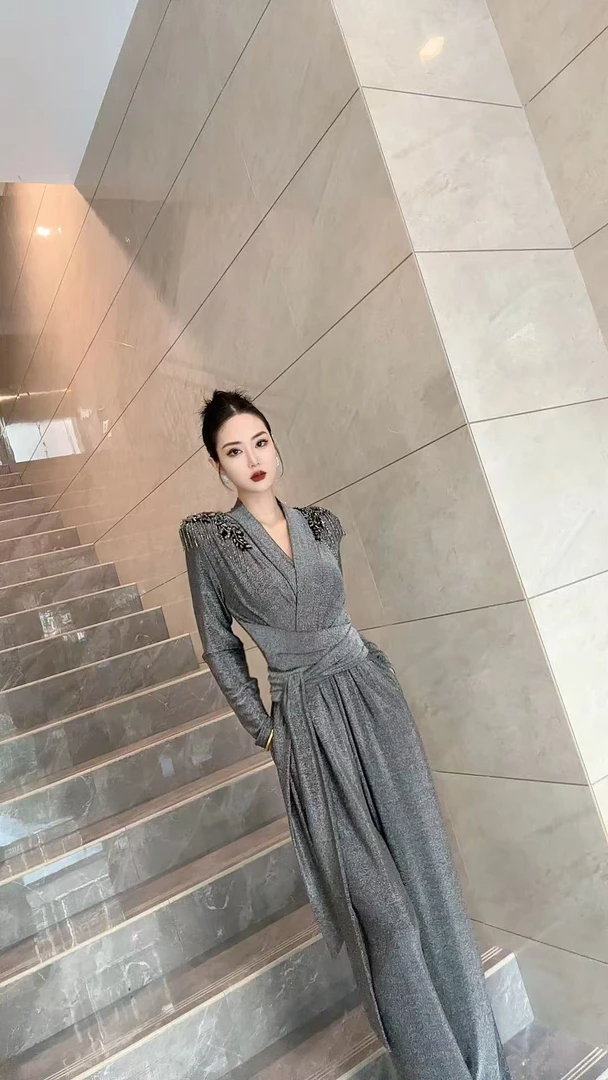 H•J轻奢定制高腰气质连体裤流行极简长袖连体衣