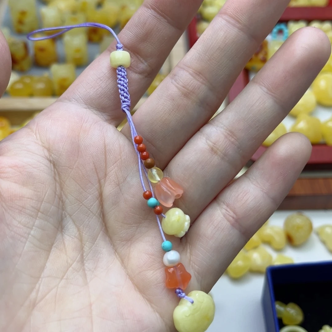 【闪购商品】蜜蜡裸石未镶嵌配饰