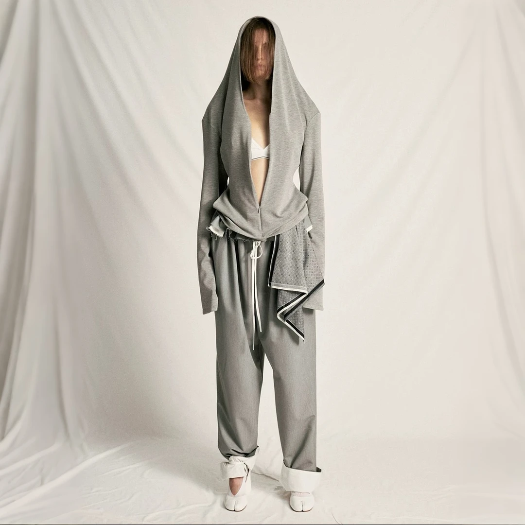 DUE E CHEN 原创设计连肩帽破袖上衣女春季外套简约百搭修身