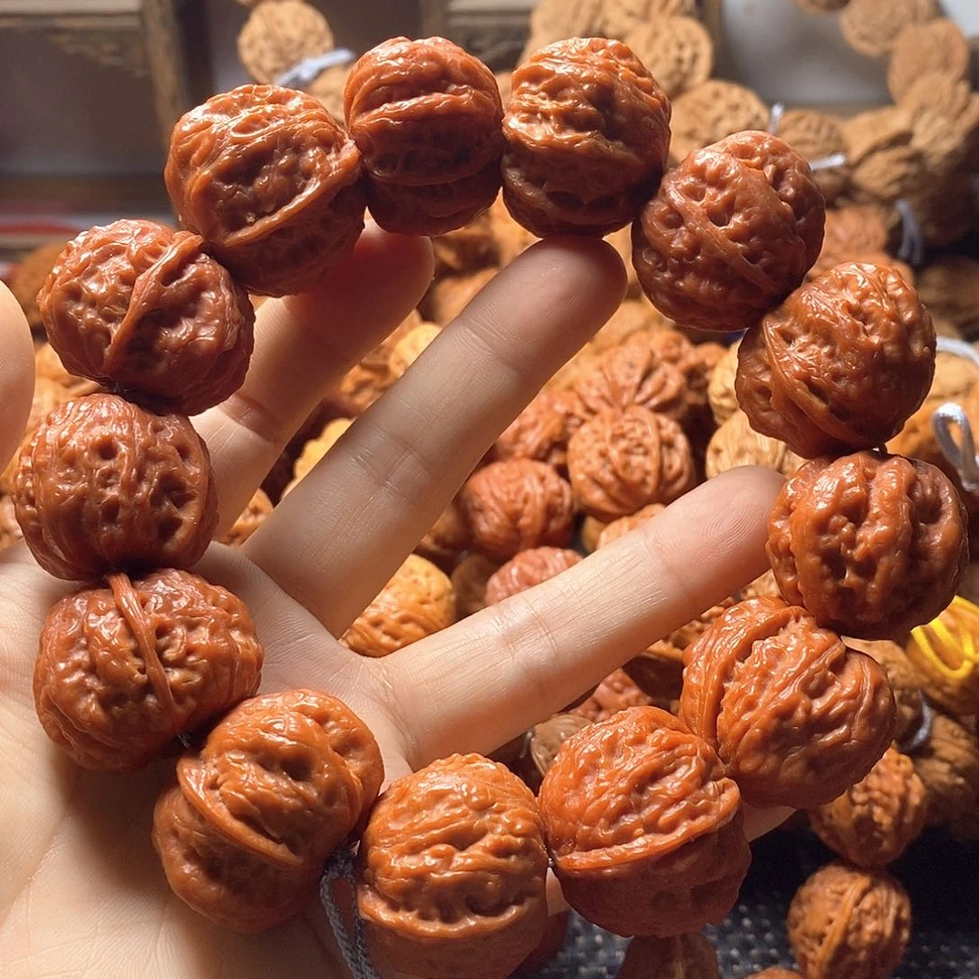 文玩核桃吊坠粗筋