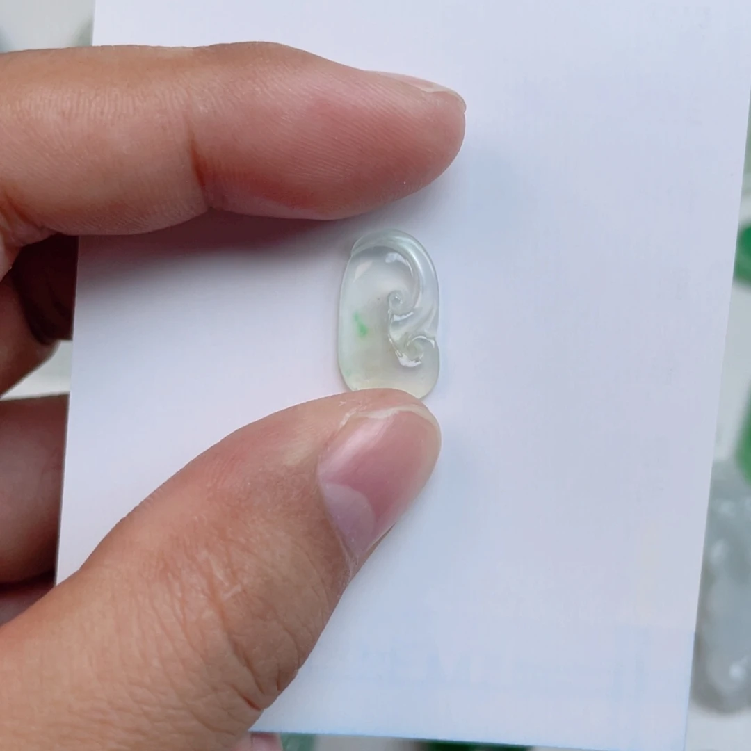 颈饰未镶嵌翡翠天然翡翠