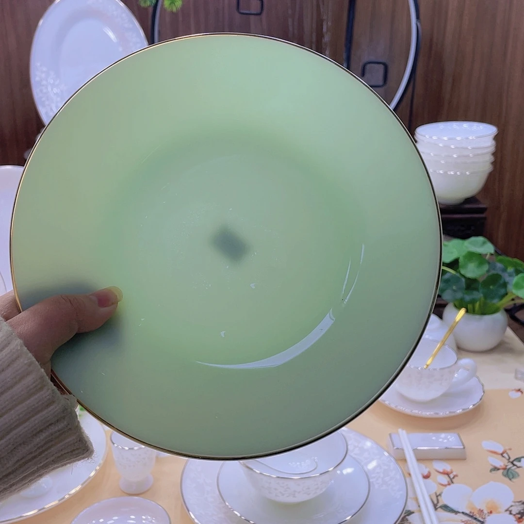 瓷绿色玉瓷圆盘3个