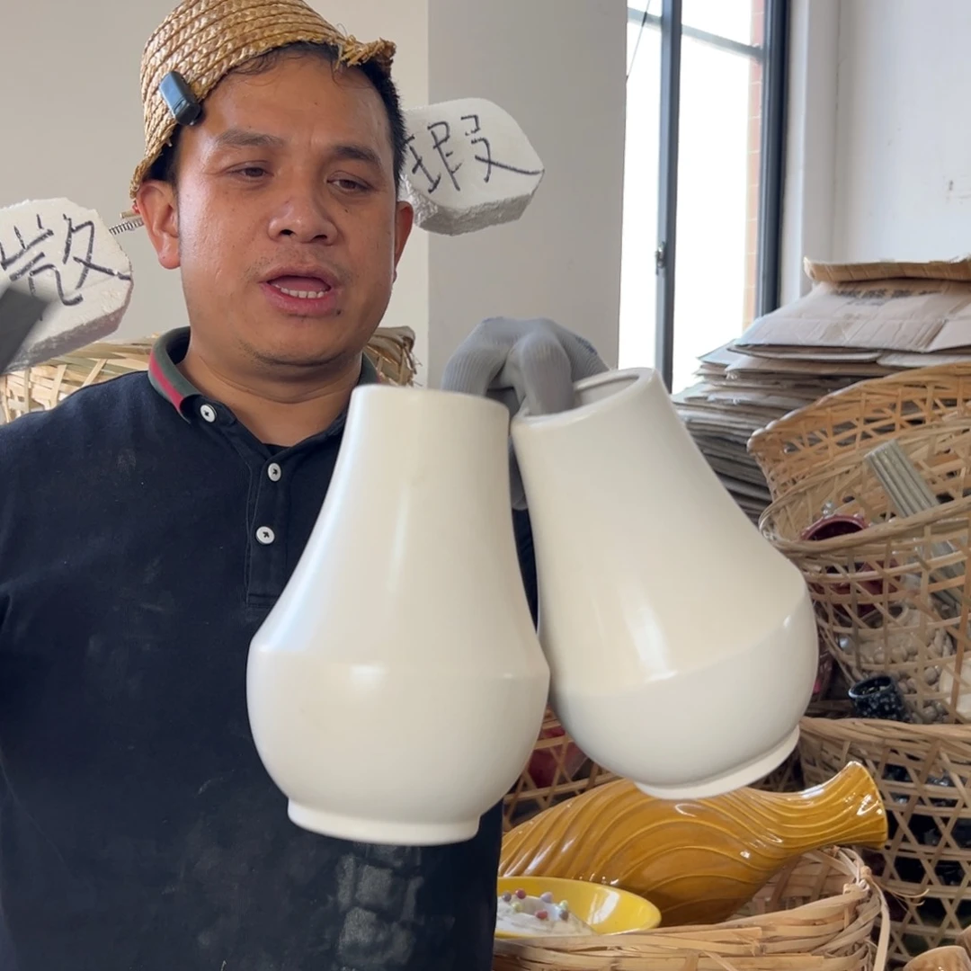 摆件143 号高中低温陶瓷瓶（部分微瑕）