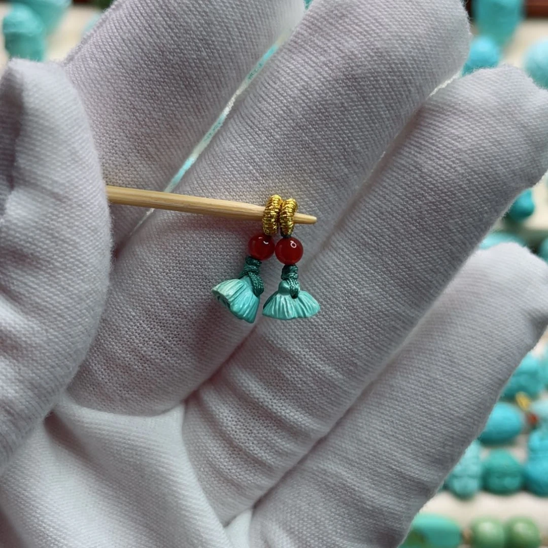 南红玛瑙未镶嵌珠宝奇石