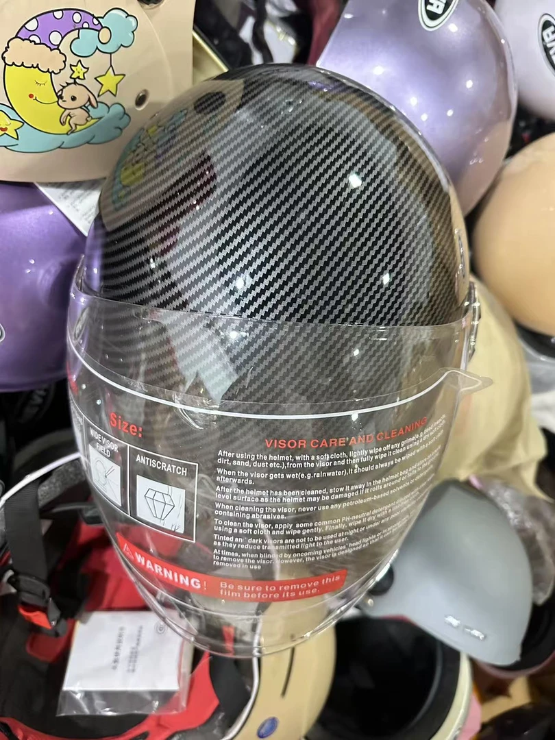 男女通用骑行安全头盔集合链接库存样品微瑕清-D