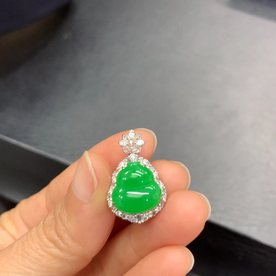 翡翠18K金镶嵌吊坠(不含链)