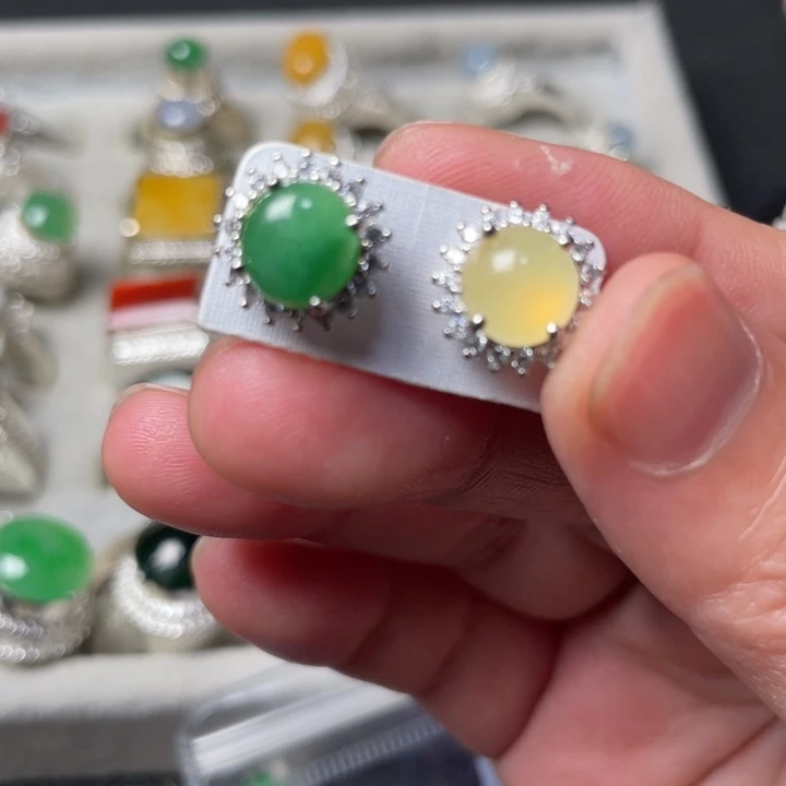 翡翠未镶嵌戒指缅甸天然翡翠