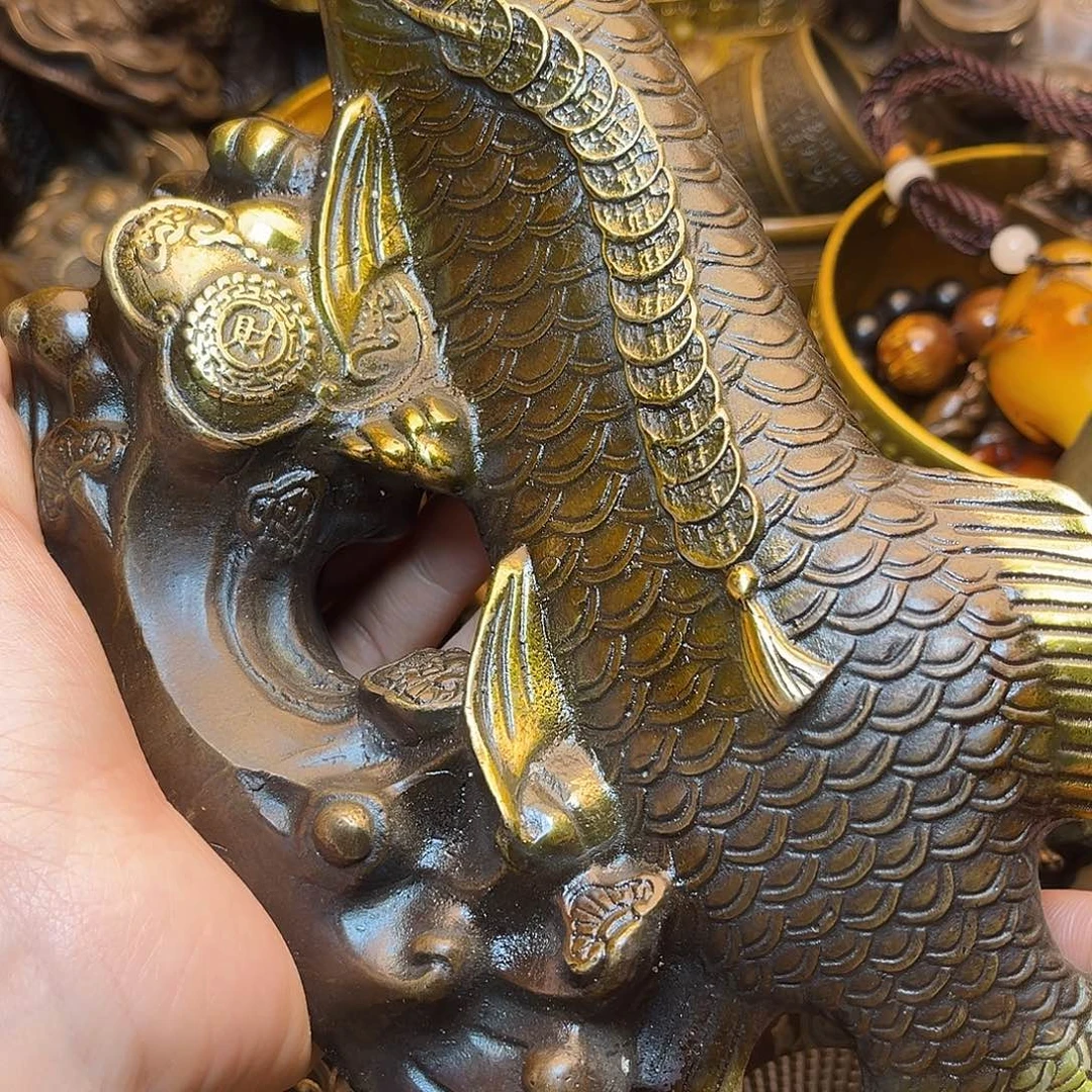 精美铜器工艺品等