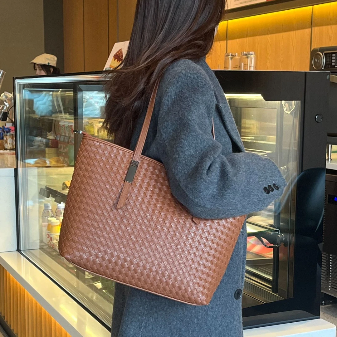 2024秋冬新款百搭气质休闲编大容量托特包包092