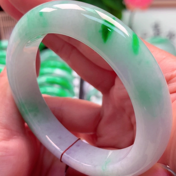 翡翠未镶嵌手镯54.8圈口