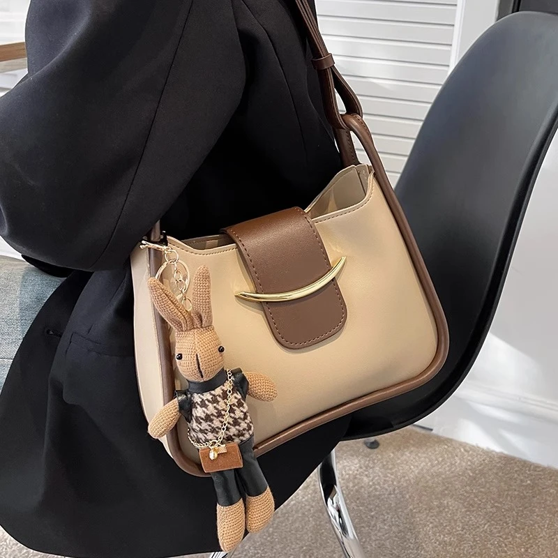 水桶包包女2025新款夏季女士腋下包今年流行高级感爆款单肩斜挎包